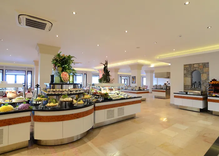 Azka Ośrodek wypoczynkowy 5*