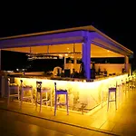 Azka 5*