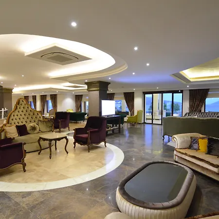 Complex Azka Otel