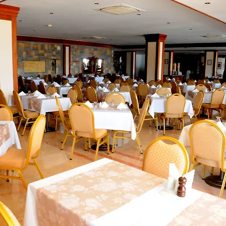 ازكا منتجع 5*