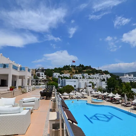 Complex Azka Otel