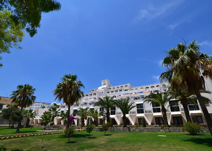 Azka Semesteranläggning (resort)